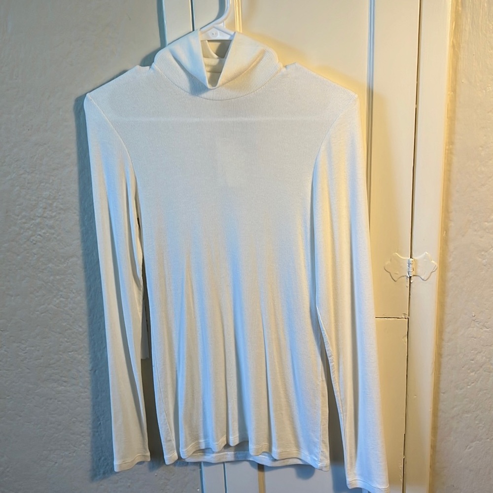 Wilfred ONLY long sleeve shirt in color Oak